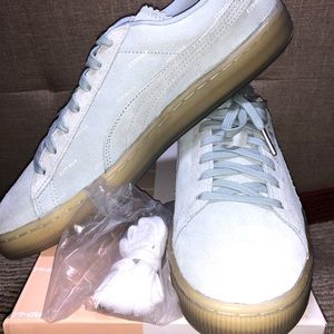 Puma Suede Pink Dolphin S 10.5 NWT & Box (Rare)